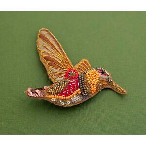 Vintage Art Nouveau Colorful Hummingbird Beaded Brooch K14